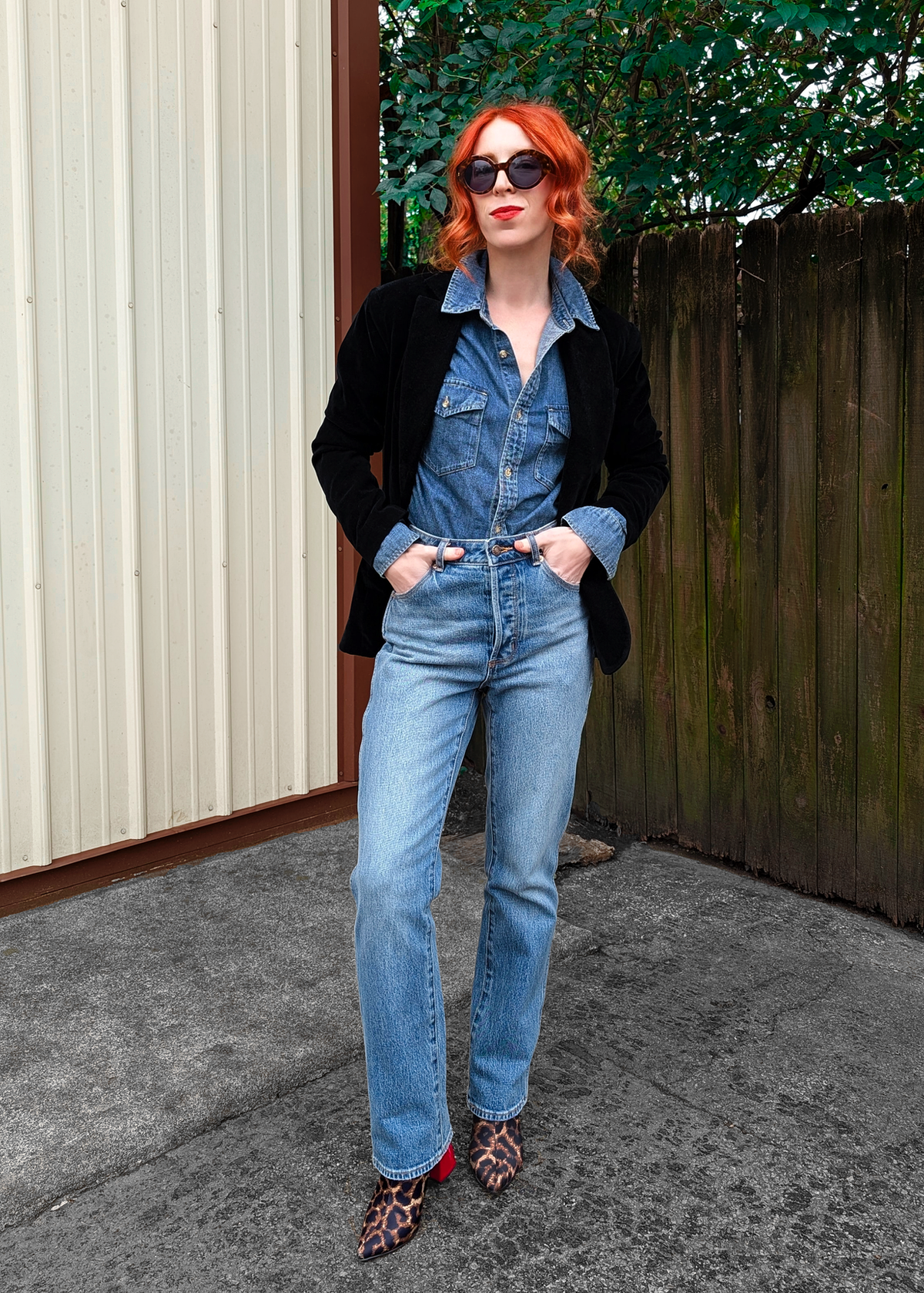 '90s Broken-In Button Fly Straight Leg Jeans <br> <i> ankle length </i>