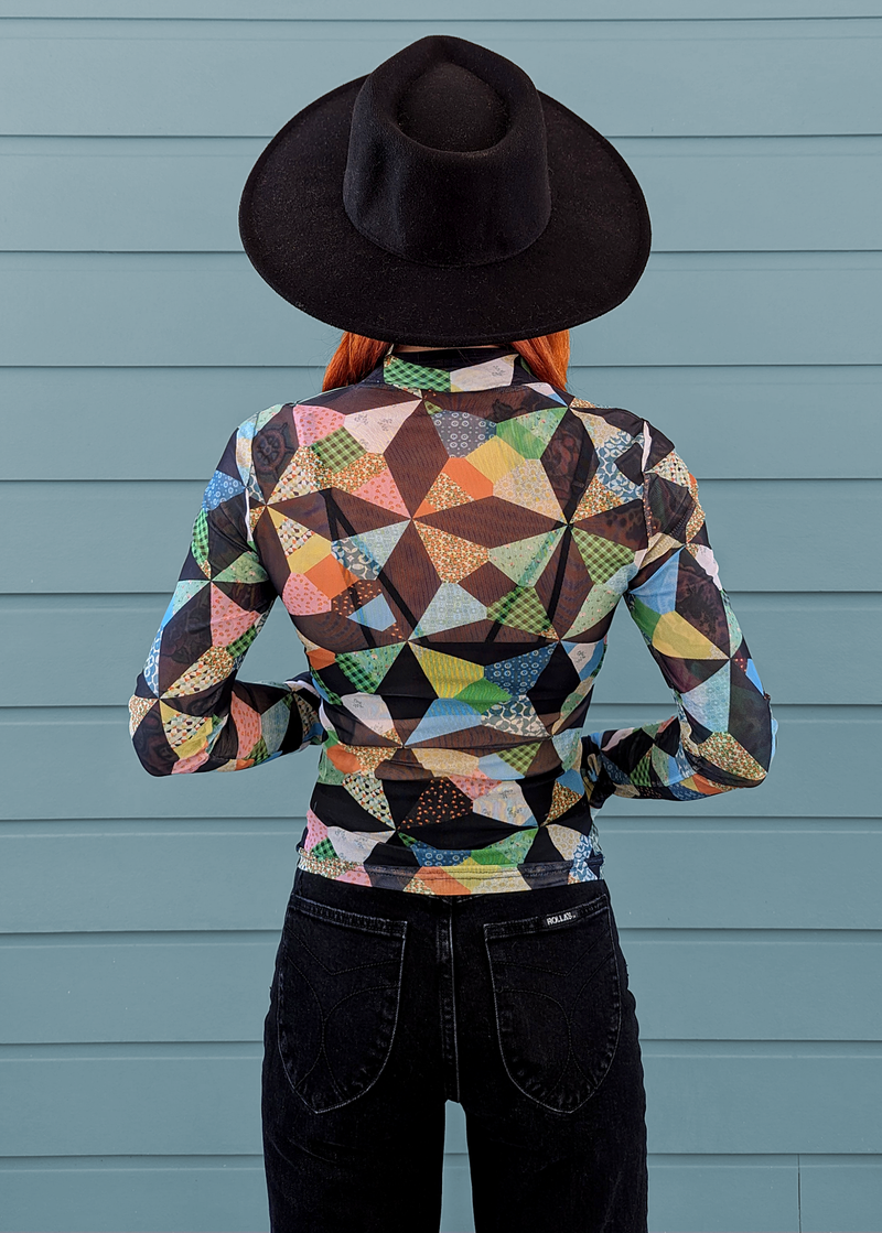 Star Quilt Mesh Mock Neck Top