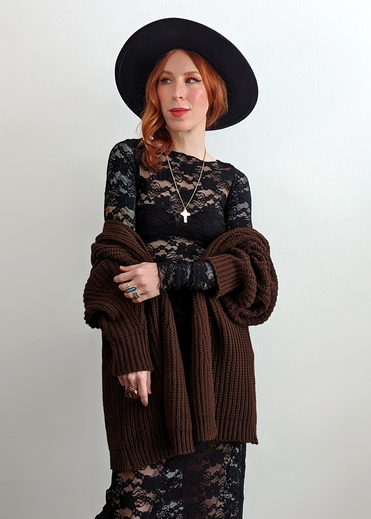 90s inspired chunky knit Hot Cocoa Brown Knit Cardigan with open front and voluminous sleeves by Glamorous UK