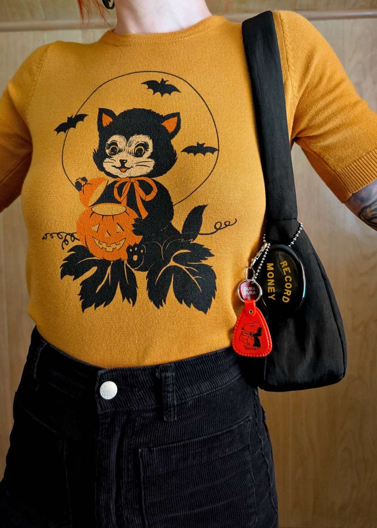 Black Cat Short Sleeve Knit Top